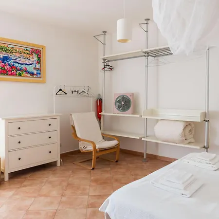 Poggio Pietra 26 * Porrona